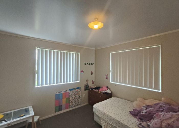  at 70 Glenveagh, Manurewa, Manukau City, Auckland