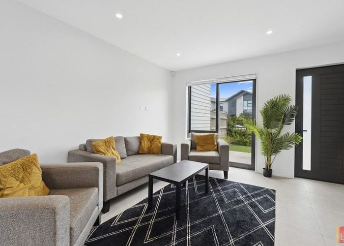  at 9 Adlam Lane, Takanini, Papakura, Auckland