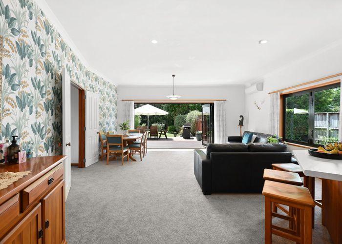  at 41 Huntington Drive, Huntington, Hamilton