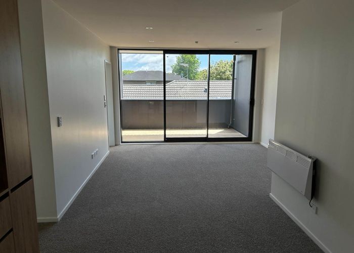  at 3/12 Treasure Lane, Te Atatu South, Waitakere City, Auckland