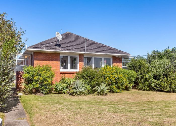  at 1/134 Onewa Road, Northcote, Auckland