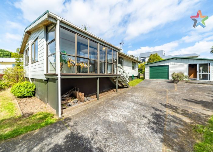  at 22 Whitechapel Grove, Stokes Valley, Lower Hutt