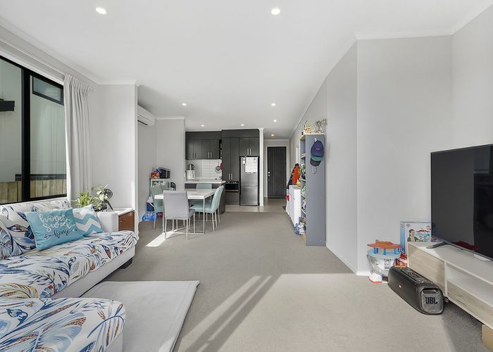  at 2/85 Rototuna Road, Rototuna, Hamilton, Waikato