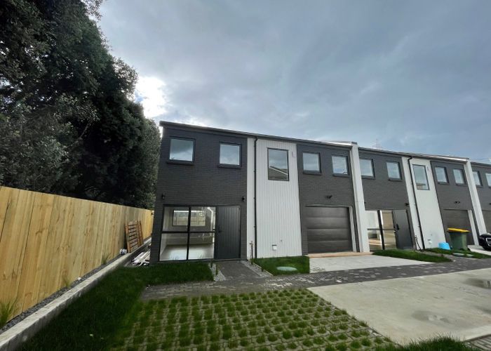  at 110D Hillside Road, Mount Wellington, Auckland City, Auckland