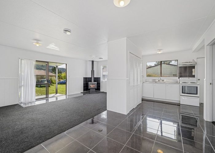  at 14a Neil Road, Fairy Springs, Rotorua, Bay Of Plenty