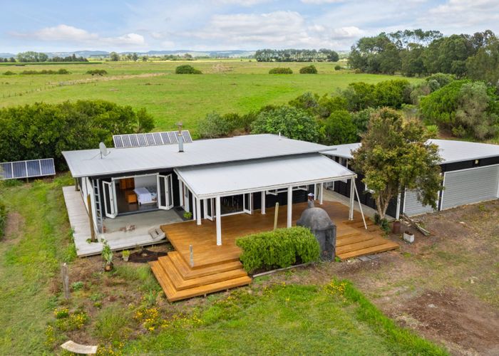  at 27 Otaua Road, Aka Aka