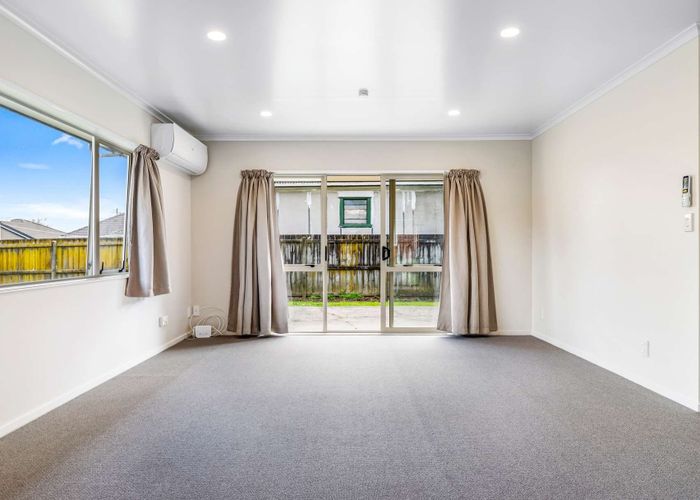  at 12/36 Growers Lane, Mangere East, Auckland