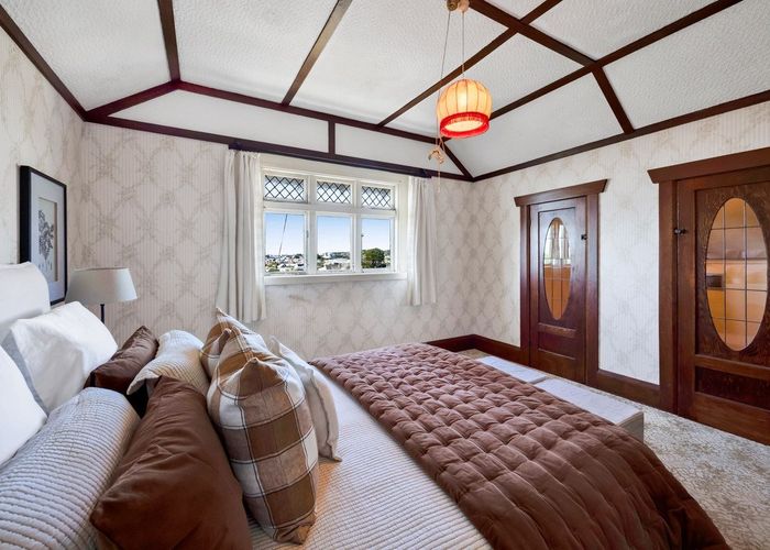  at 4 Kitchener Terrace, Moturoa, New Plymouth, Taranaki