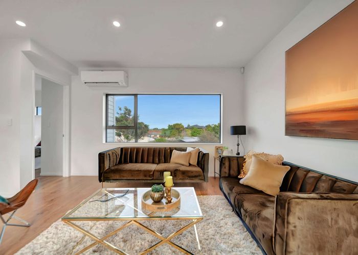  at 723B Massey Road, Mangere, Manukau City, Auckland