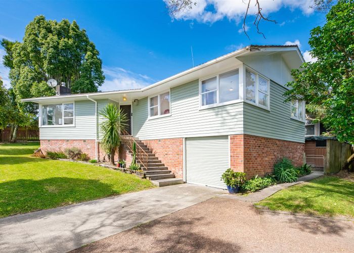  at 2 Ashbourne Place, Glendene, Auckland