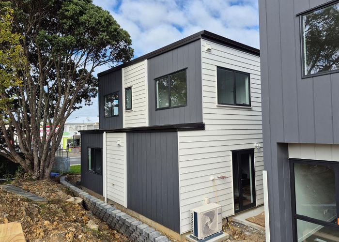  at 75 Vincent Street, Howick, Manukau City, Auckland