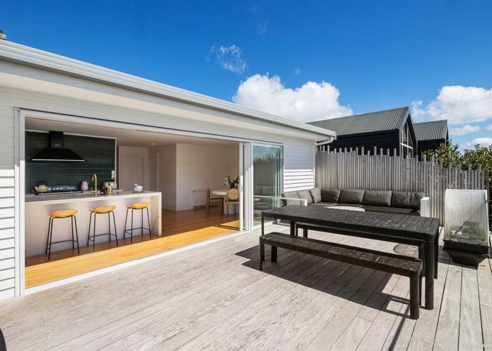  at 27 Grosvenor Street, Grey Lynn, Auckland City, Auckland
