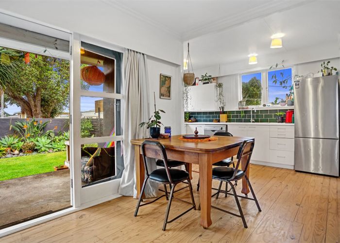  at 11 Roretana Drive, Athenree, Waihi Beach