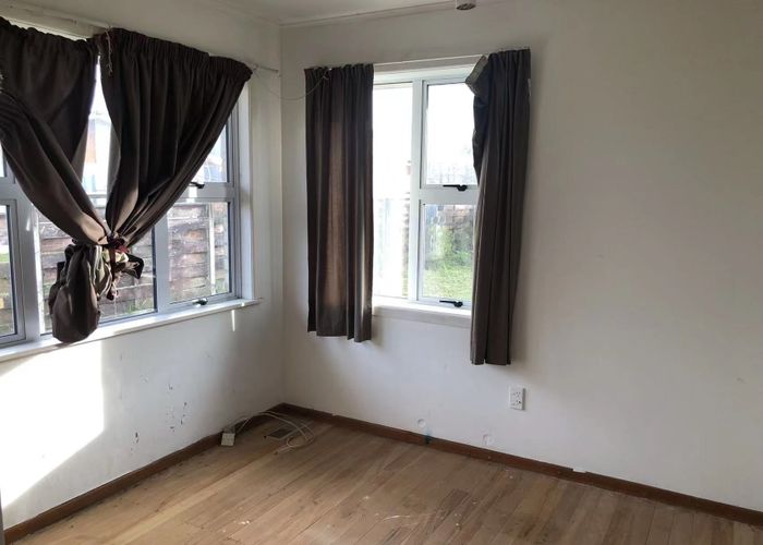  at 215 Killarney Road, Frankton, Hamilton