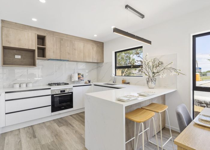  at 8/156 - 158 Coxhead Road, Manurewa, Manukau City, Auckland