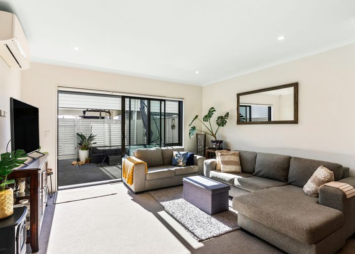  at 54 Pepene Avenue, Conifer Grove, Papakura, Auckland