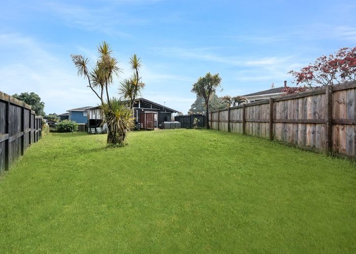  at 44 Miltonia Avenue, Te Atatu South, Waitakere City, Auckland