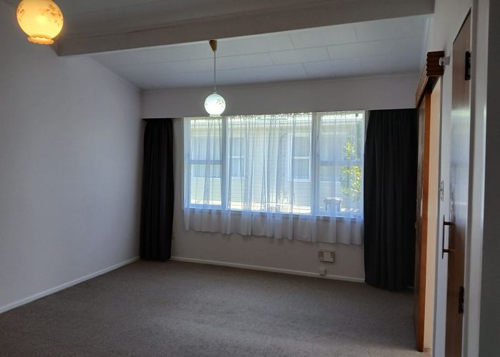  at 12/52 Leighton Avenue, Waiwhetu, Lower Hutt, Wellington