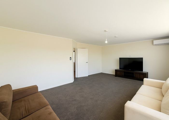  at 5/2 Ewenson Avenue, One Tree Hill, Auckland City, Auckland