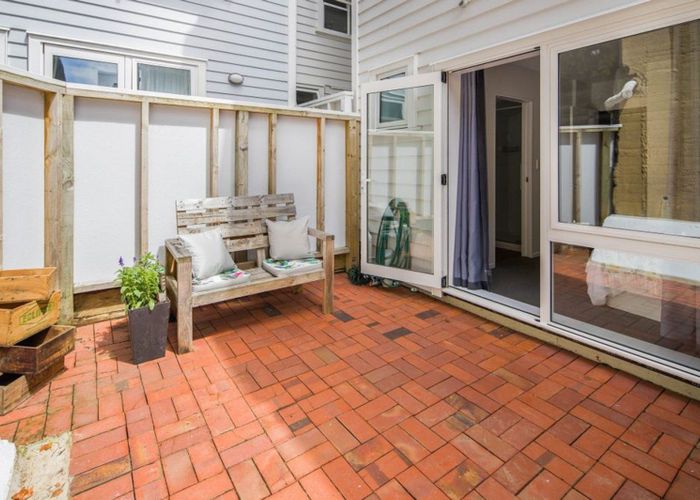  at 27/35 Pirie Street, Mount Victoria, Wellington