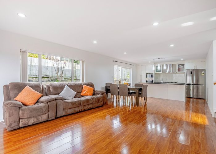  at 67 Tamahere Drive, Glenfield, Auckland