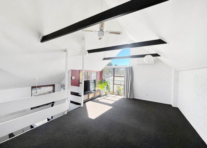  at 1/8 Springleigh Avenue, Mount Albert, Auckland City, Auckland