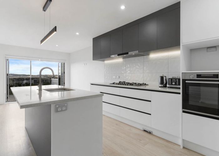  at 82 Joseph Street, Flat Bush, Manukau City, Auckland