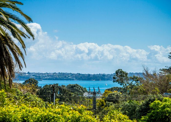  at 186 Beach Road, Campbells Bay, Auckland