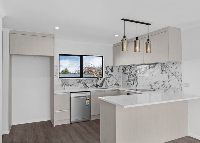  at 4/10 White Road, Manurewa, Manukau City, Auckland