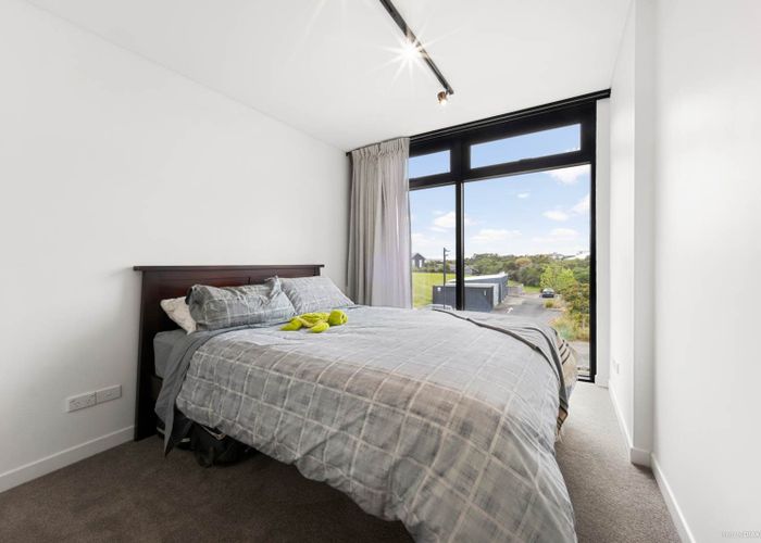  at 25 Nugget Avenue, Hobsonville, Waitakere City, Auckland