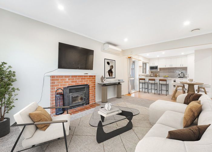 at 56 Botany Road, Botany Downs, Manukau City, Auckland