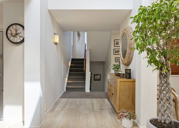  at 11 Hobson Heights Road, Albany, North Shore City, Auckland