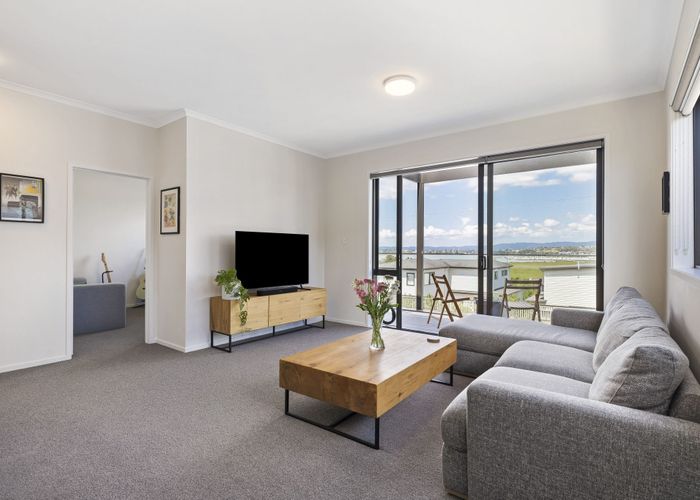  at 19/1 Scott Road, Hobsonville, Waitakere City, Auckland