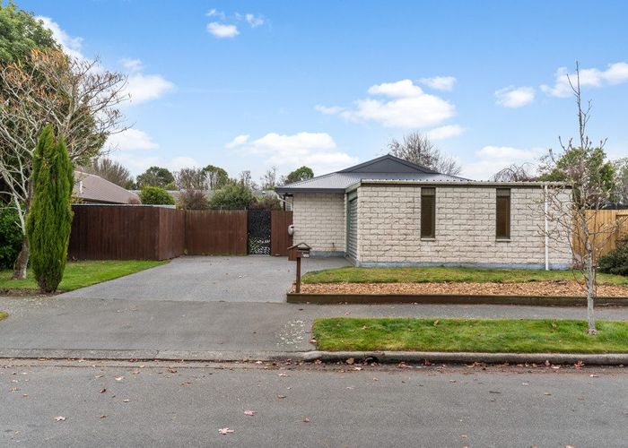  at 5 Kruse Place, Redwood, Christchurch