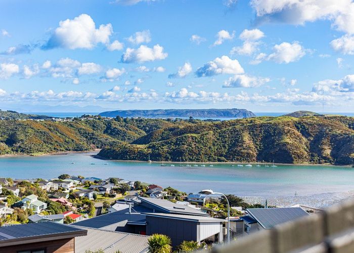  at 6 Seascape View, Paremata, Porirua, Wellington
