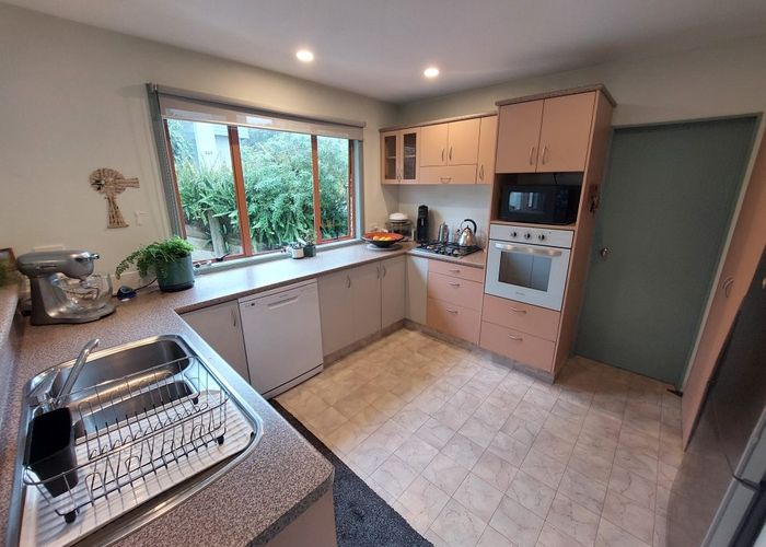  at 2/32 Birdwood Ave, Moturoa, New Plymouth, Taranaki