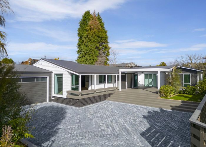  at 1/11 Oregon Drive, Rainbow Point, Taupo