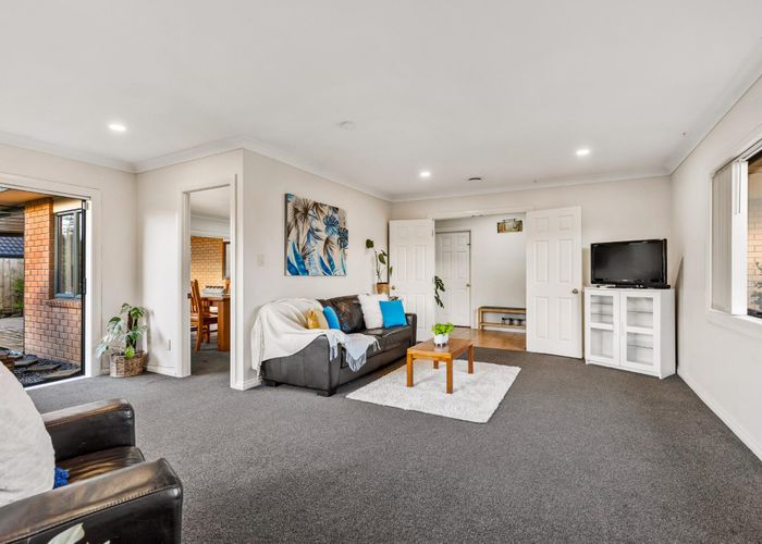  at 51 Semillon Avenue, Henderson, Auckland