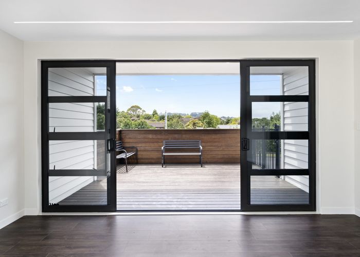  at 67F Stratford Road, Alfriston, Manukau City, Auckland