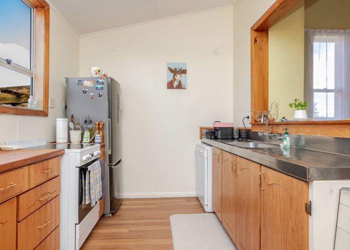  at 18 Albert Street, Dannevirke, Tararua, Manawatu / Whanganui