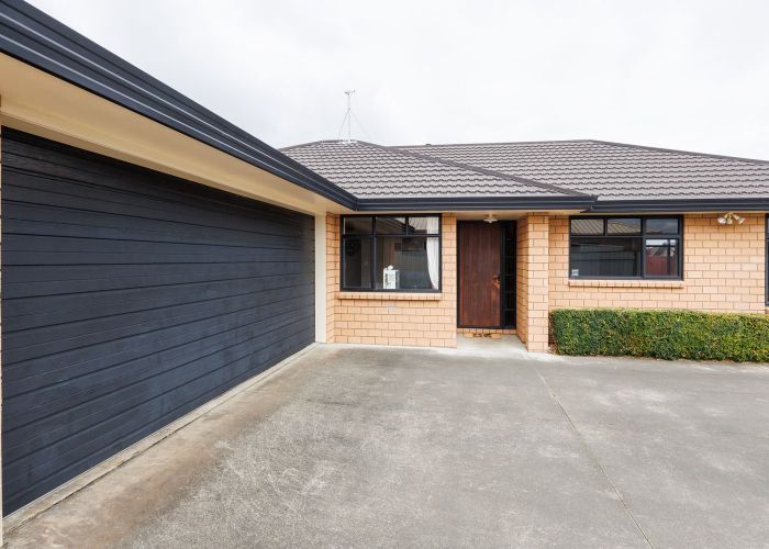  at 46 Geneva Terrace, Kelvin Grove, Palmerston North