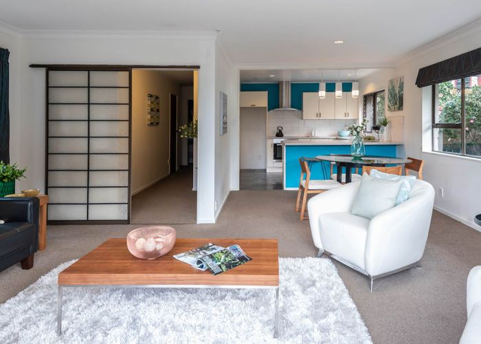  at 1/30 Galloway Crescent, Farm Cove, Auckland
