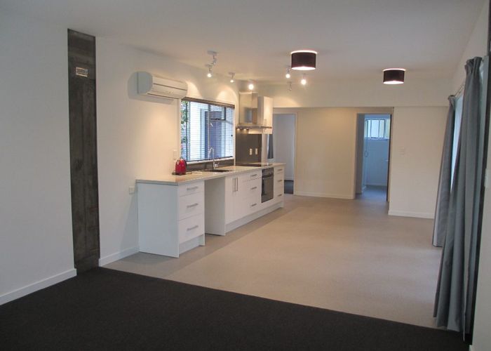  at 2/28 Glandovey Road, Fendalton, Christchurch