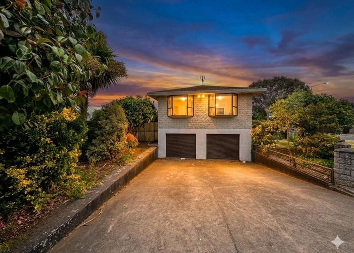  at 1 Lakewood Drive, Burwood, Christchurch