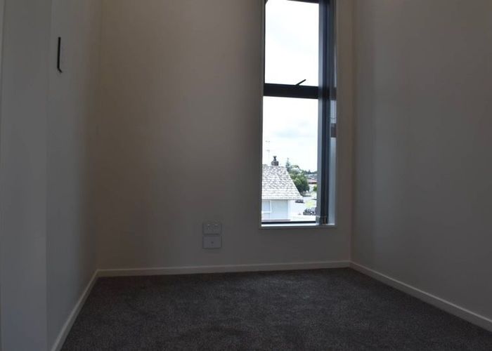  at 24B Duggan Avenue, Mangere, Manukau City, Auckland