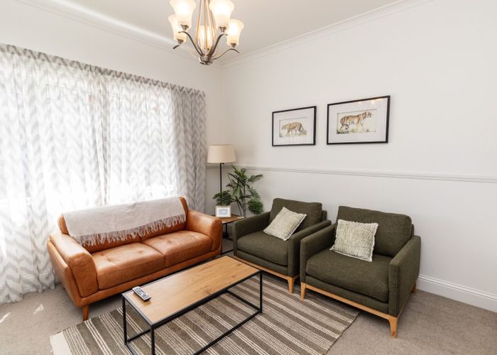  at 10/A Upstairs Burnell Avenue, Thorndon, Wellington, Wellington