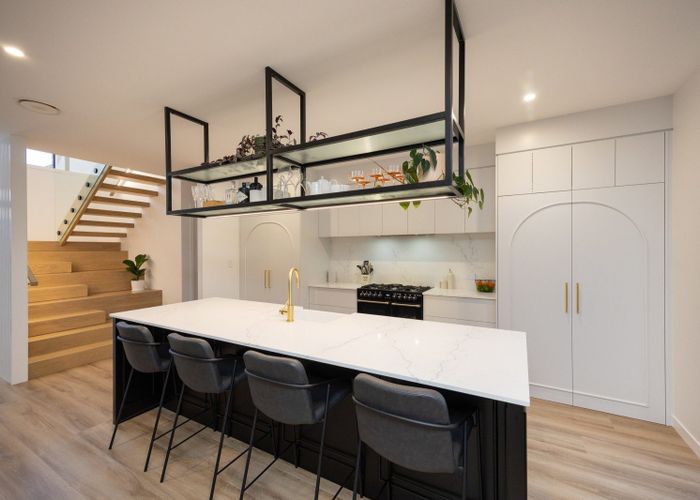  at 5 Edenmore Terrace, Fitzherbert, Palmerston North, Manawatu / Whanganui