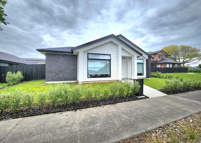For rent 4 Jonah Lomu Drive, Karaka, Franklin, Auckland homes.co.nz