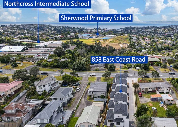  at 858E East Coast Road, Pinehill, North Shore City, Auckland