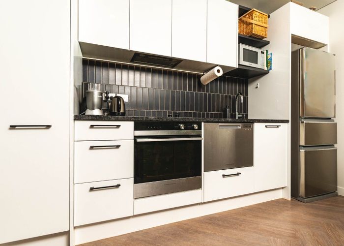  at 402/82 Jellicoe Road, Panmure, Auckland City, Auckland